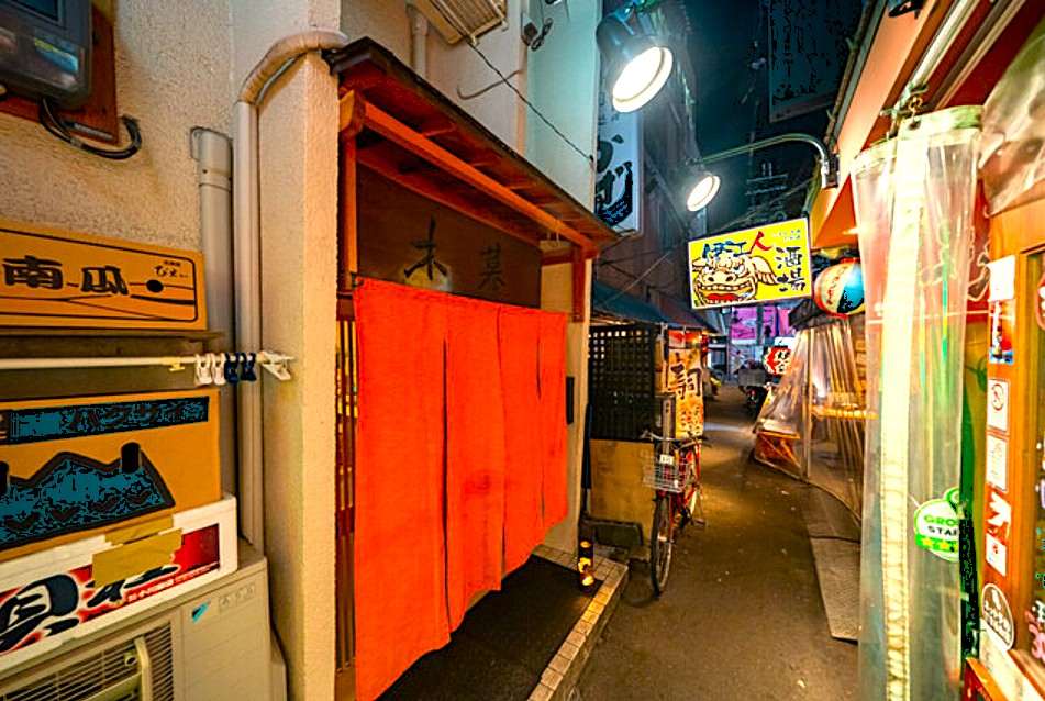 【堂山町】ひがし中通り至近／割烹居抜き／路面・造作無償！